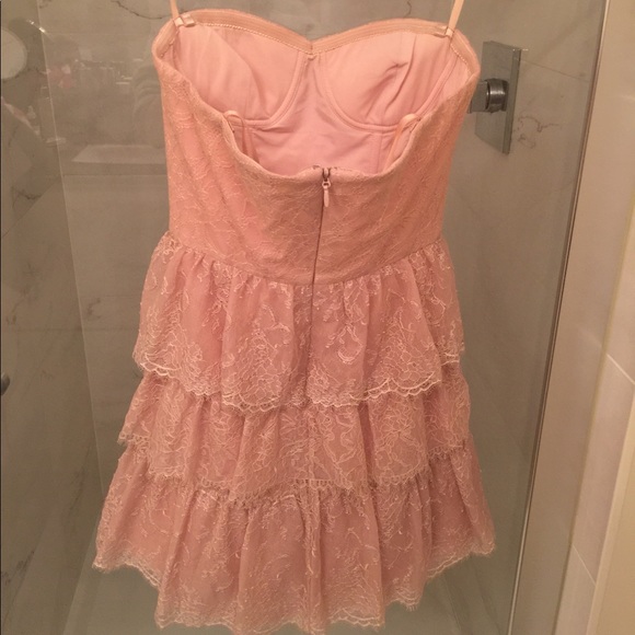 Brand new with tag BCBG pink lace strapless dress size 4 - Picture 2 of 5